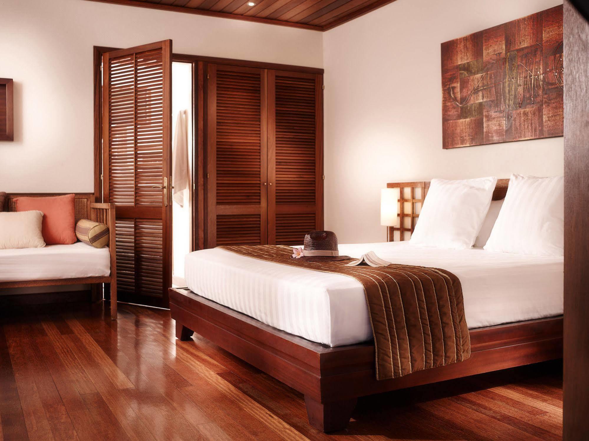 Iloha Seaview Hotel Saint-Leu Ngoại thất bức ảnh
